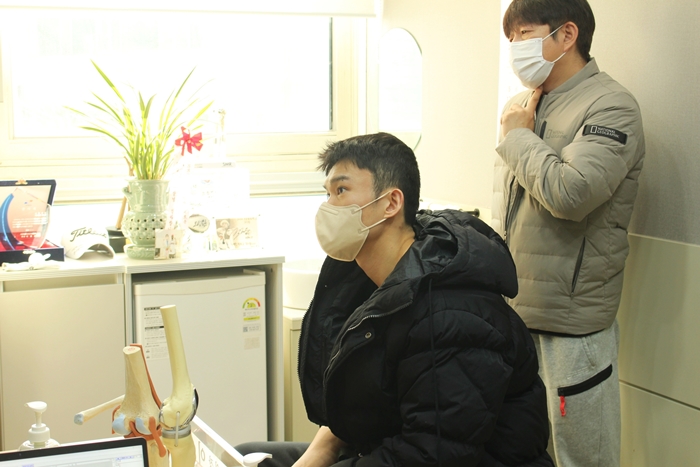 한국가스공사 농구단 이대성 선수 검진차 내원